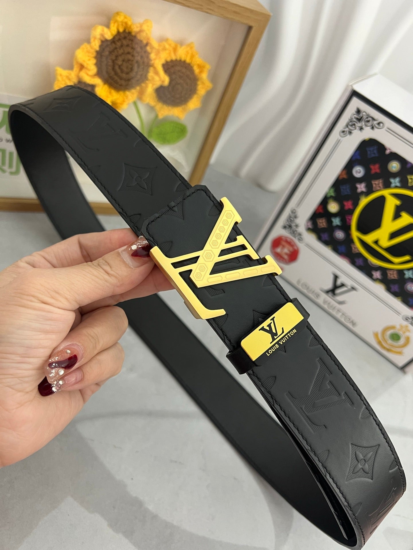 LV 25S BELT 38 MM IN BLACK CALFSKIN 593277 - 26-28
