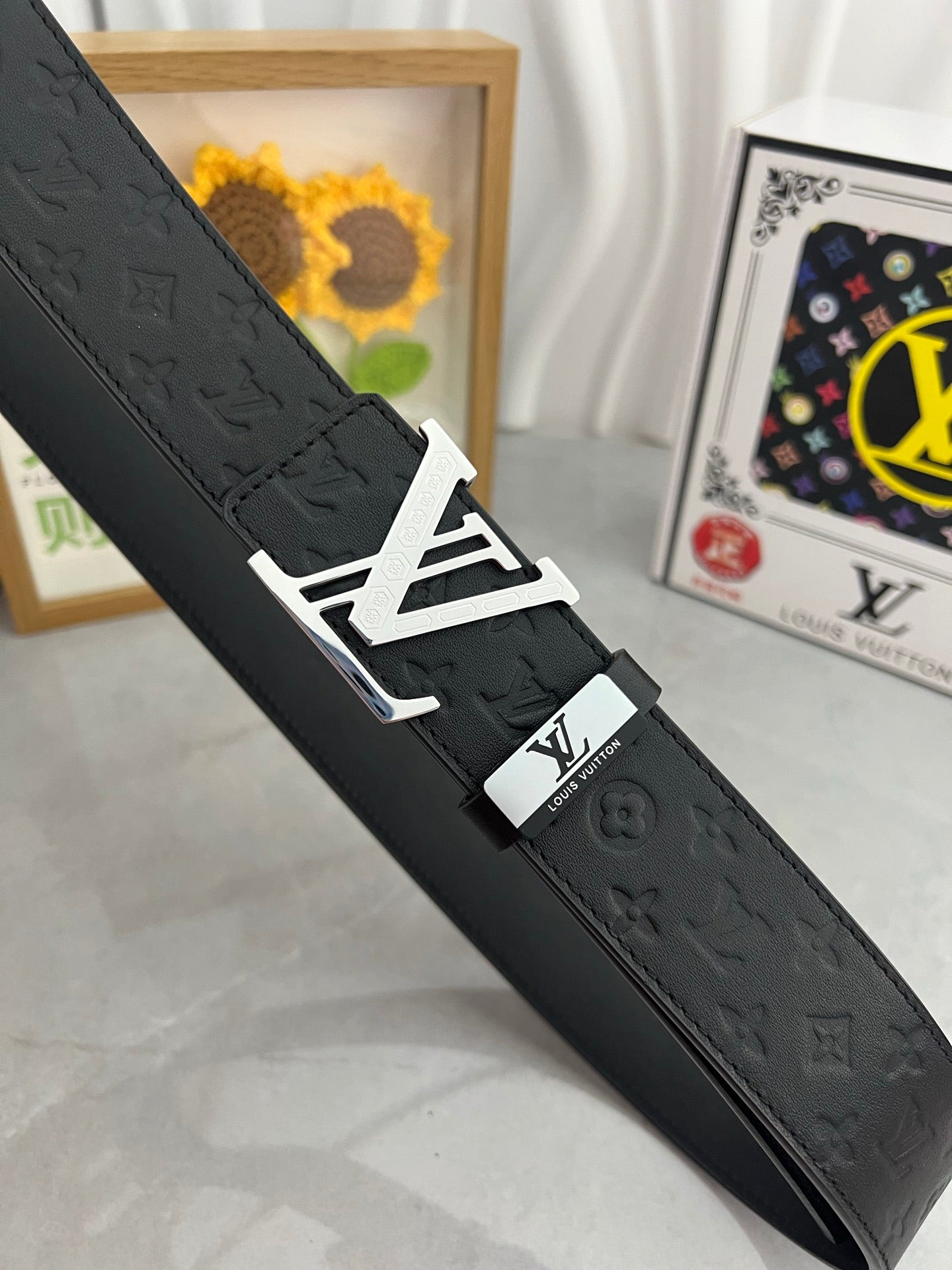 LV 25S BELT 38 MM IN BLACK CALFSKIN 593278 - 26-28