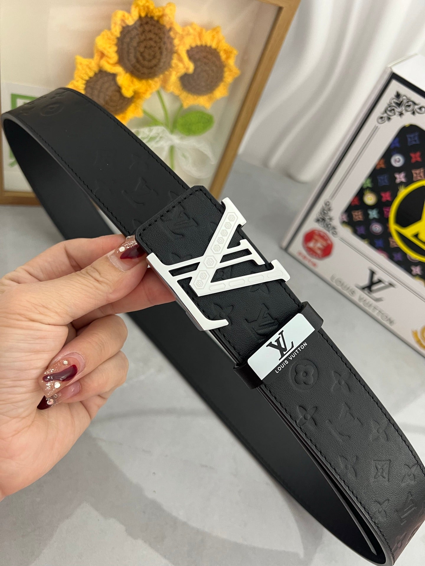 LV 25S BELT 38 MM IN BLACK CALFSKIN 593278 - 26-28
