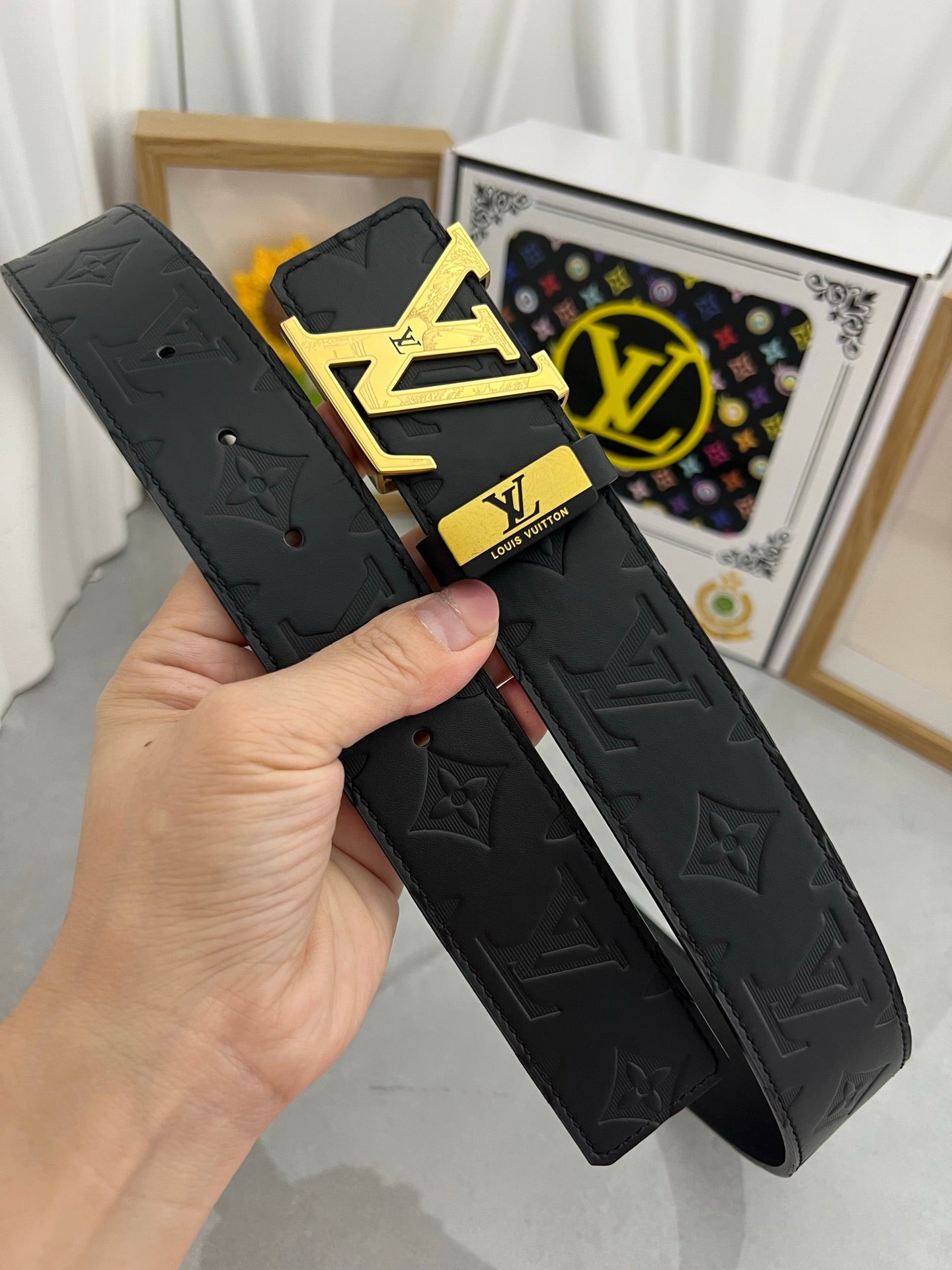 LV 25S BELT 38 MM IN BLACK CALFSKIN STAMP LOGO 593296 - 26-28