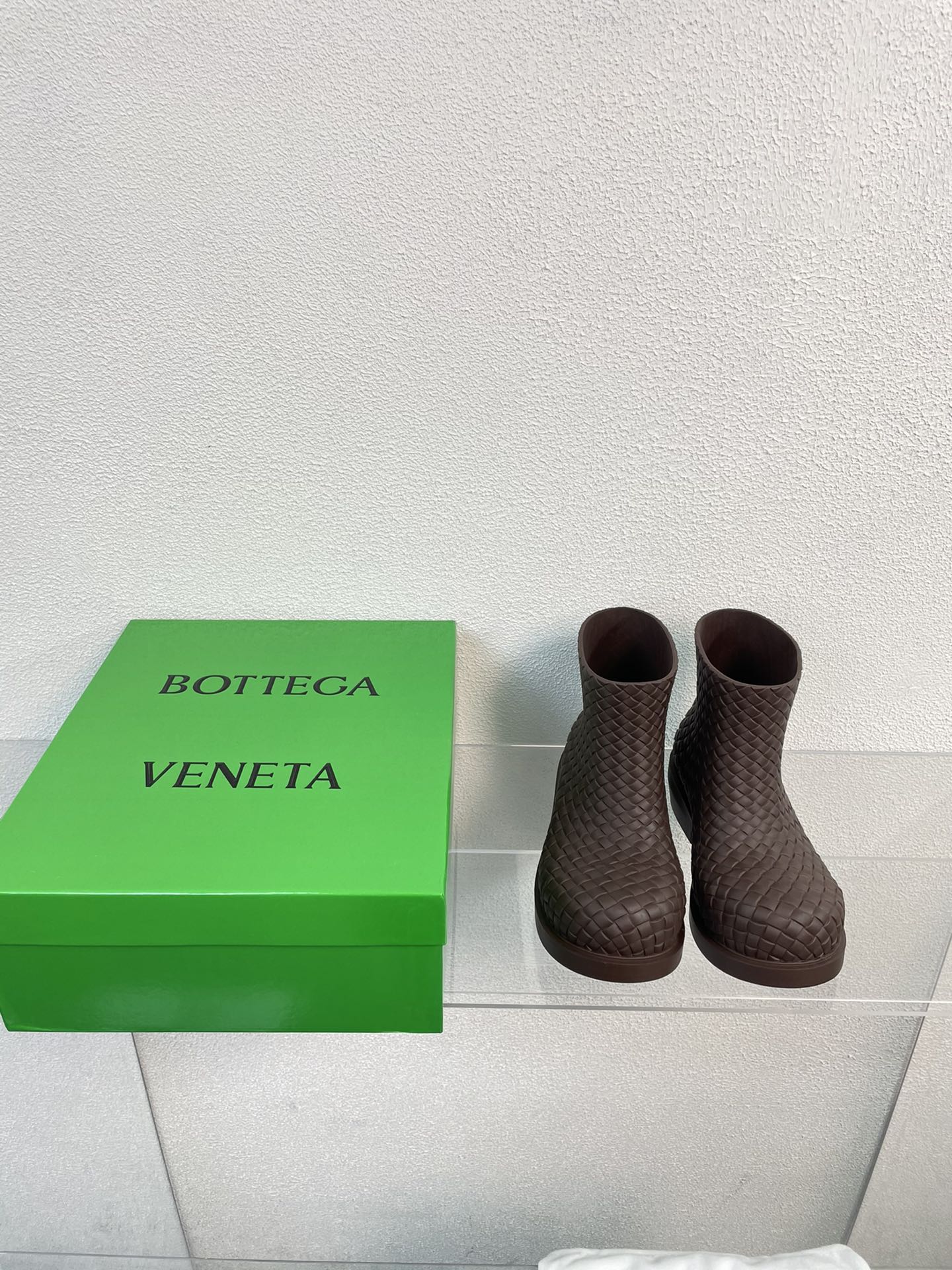 FIREMAN BOOTS IN CHOCOLATE BROWN RUBBER WITH ICONIC INTRECCIO MOTIF - 35