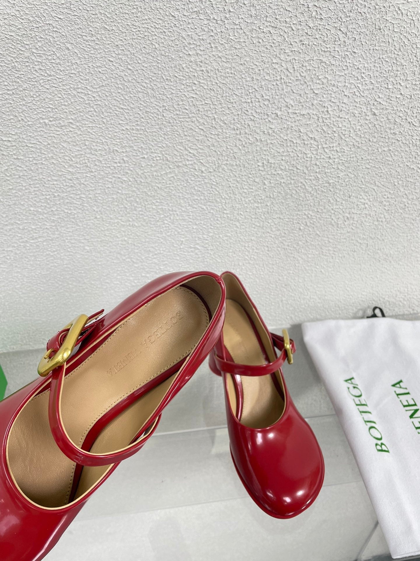 ATOMIC MARY-JANE PUMP 9 CM IN RUBY RED CALFSKIN - 34