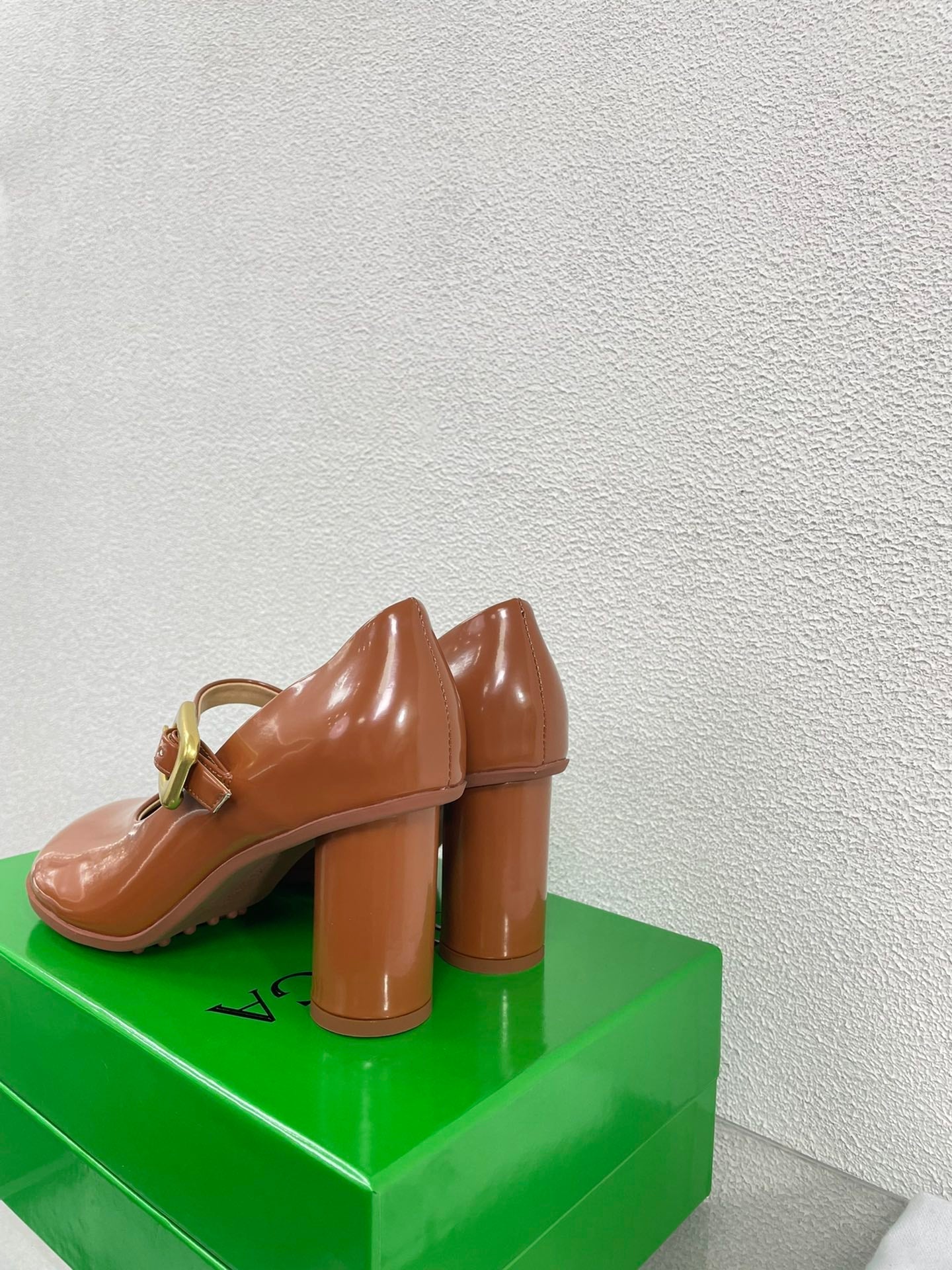 ATOMIC MARY-JANE PUMP 9 CM IN BRONZE BROWN CALFSKIN - 34