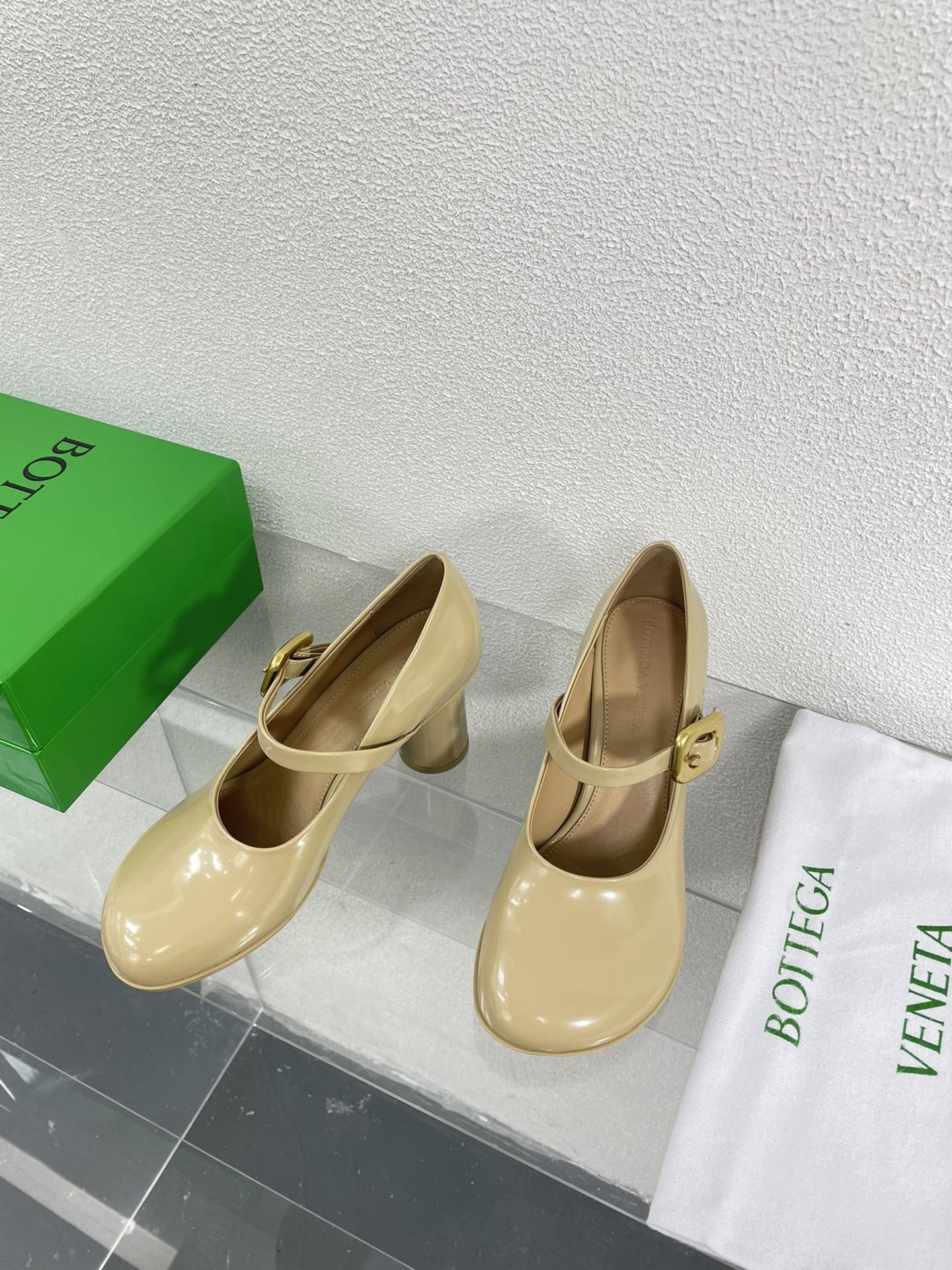 ATOMIC MARY-JANE PUMP 9 CM IN BISQUE BEIGE CALFSKIN - 34