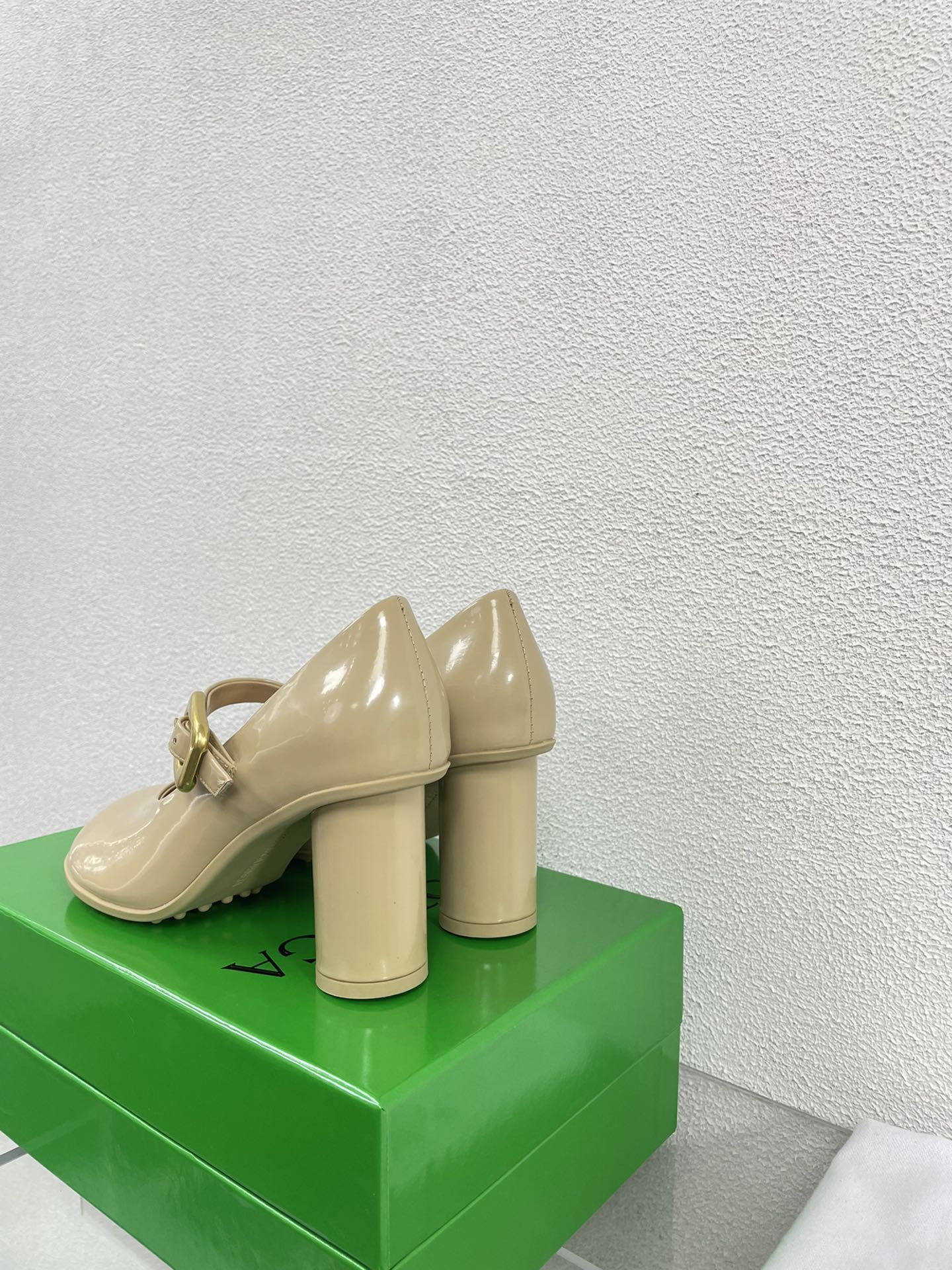 ATOMIC MARY-JANE PUMP 9 CM IN BISQUE BEIGE CALFSKIN - 34