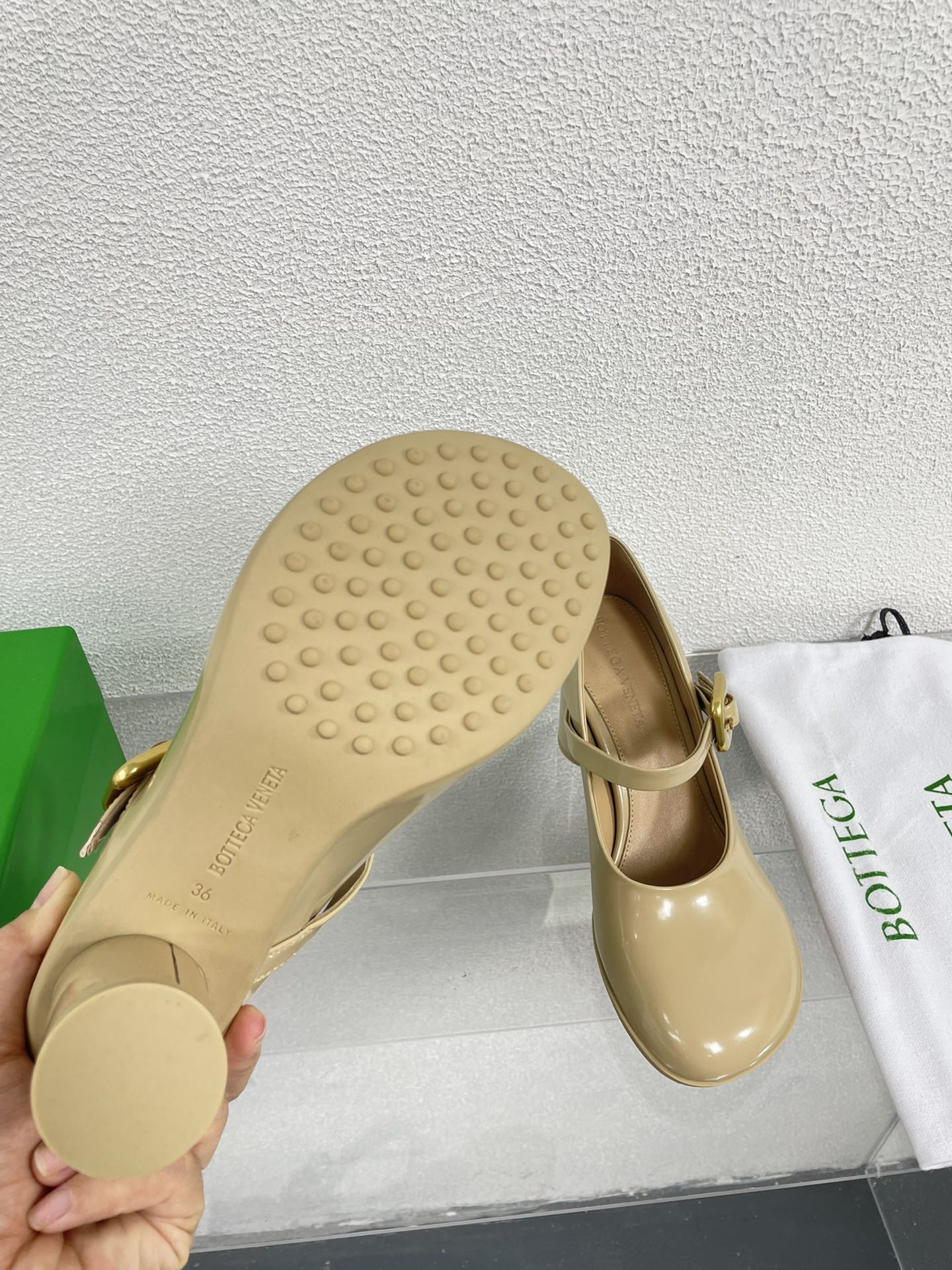 ATOMIC MARY-JANE PUMP 9 CM IN BISQUE BEIGE CALFSKIN - 34