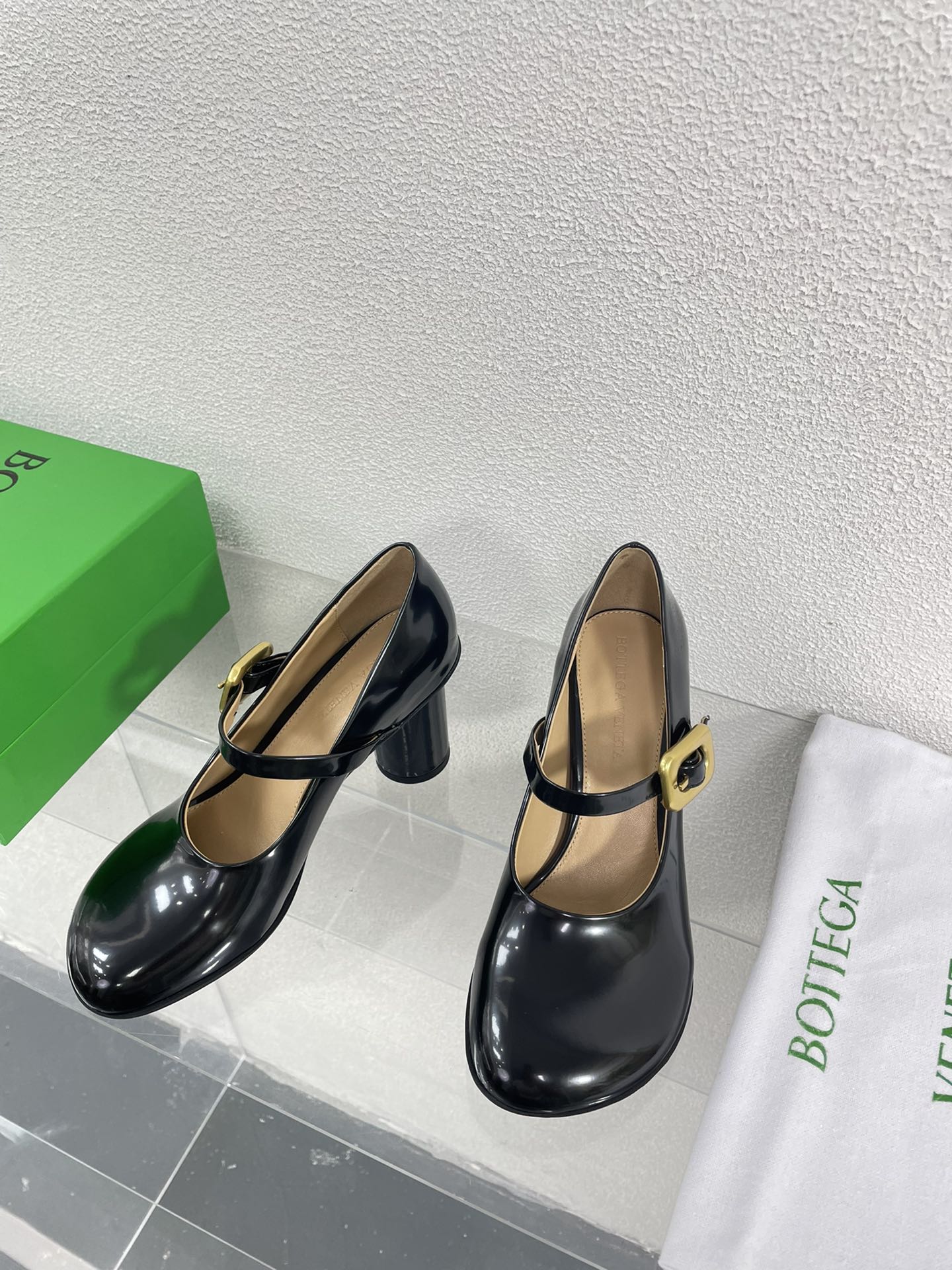 ATOMIC MARY-JANE PUMP 9 CM IN BLACK CALFSKIN - 34
