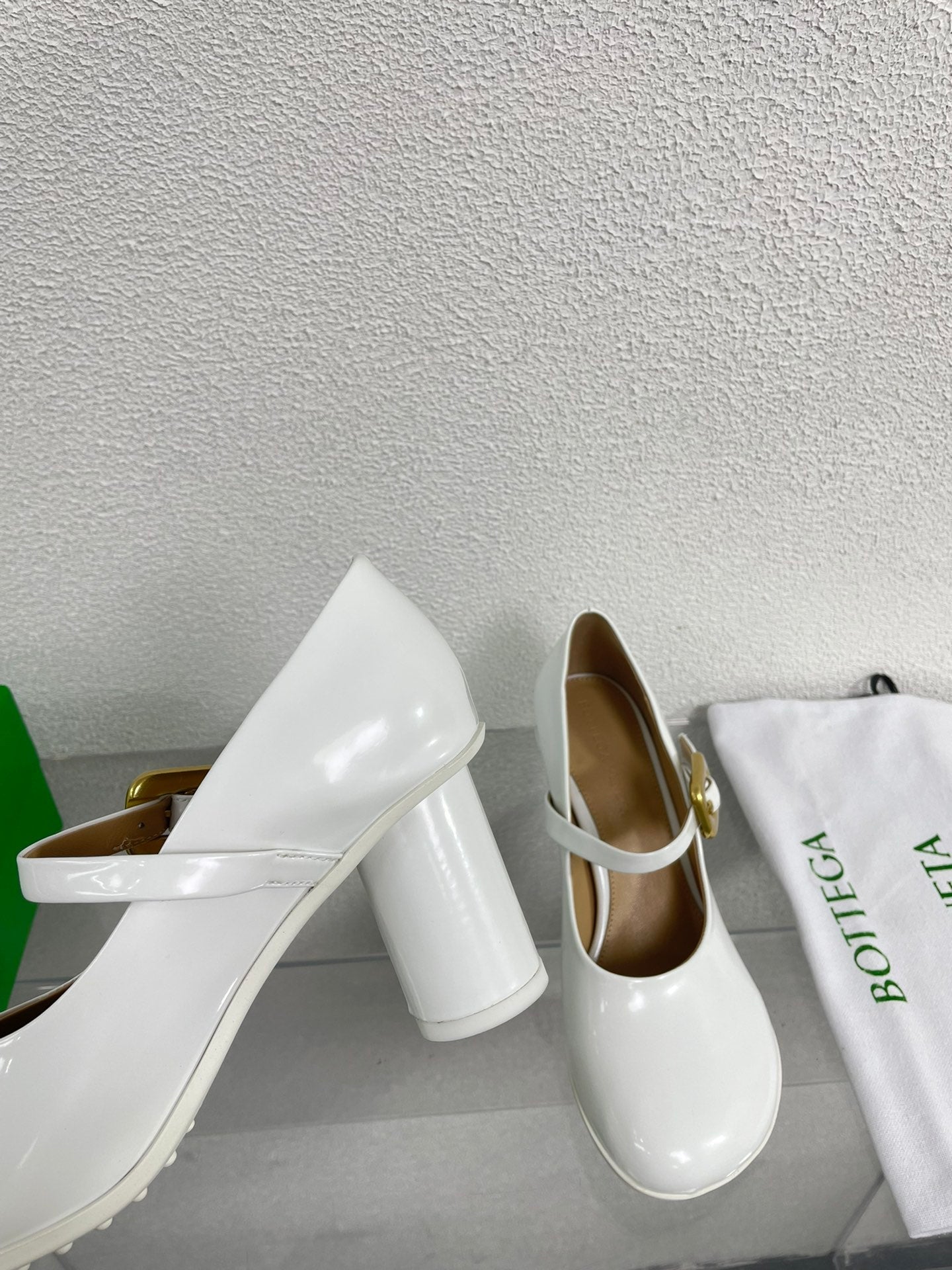 ATOMIC MARY-JANE PUMP 9 CM IN WHITE CALFSKIN - 34