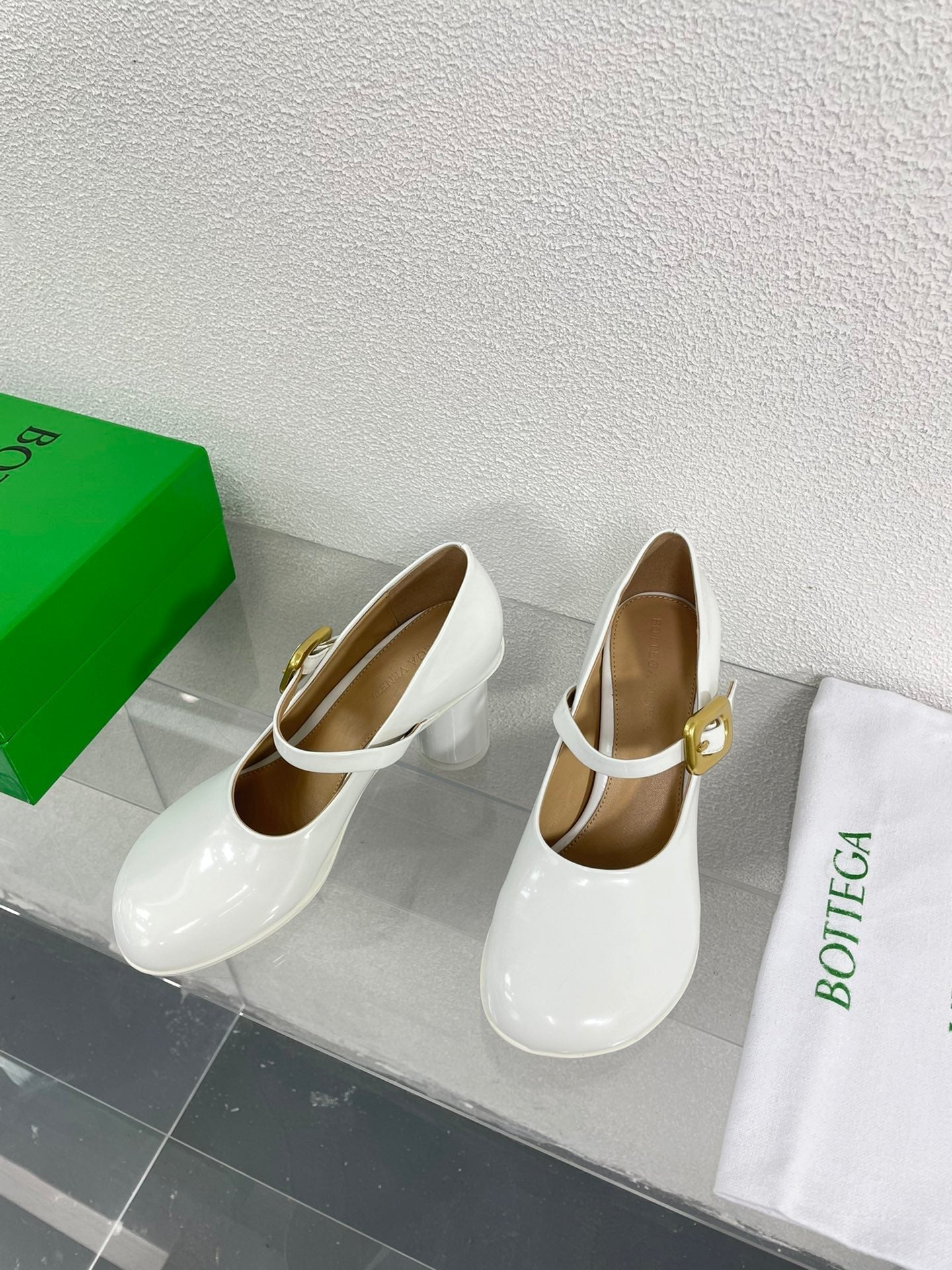 ATOMIC MARY-JANE PUMP 9 CM IN WHITE CALFSKIN - 34