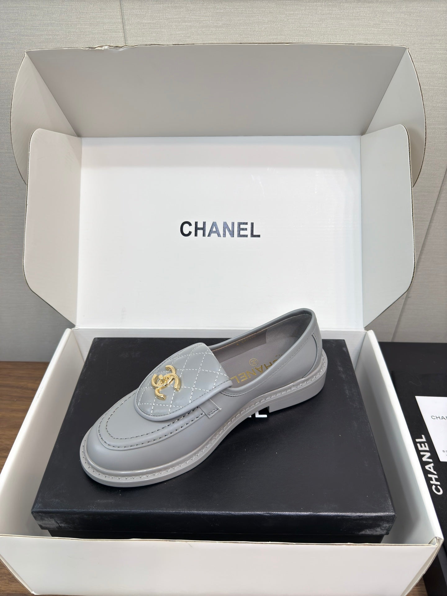 MOCCASIN 2.5 CM IN ASH GRAY PREMIUM LAMBSKIN - 35