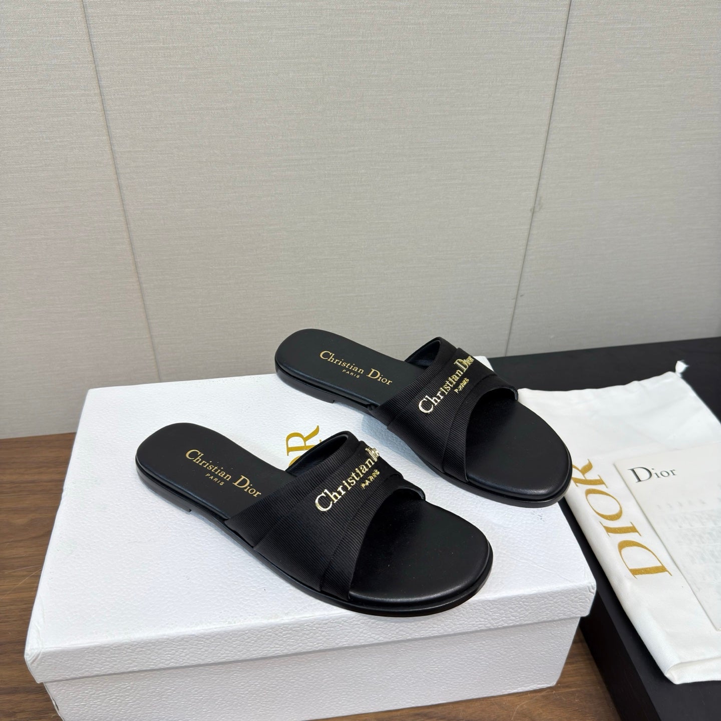 DIOR SANDAL 25S IN BLACK LAMBSKIN AND FABRIC WITH GOLD HARDWARE - 34