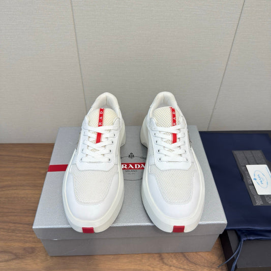 PRADA 25S SPORTY STYLE MEN SNEAKERS LOGO 45MM IN WHITE AND RED CALFSKIN - 35