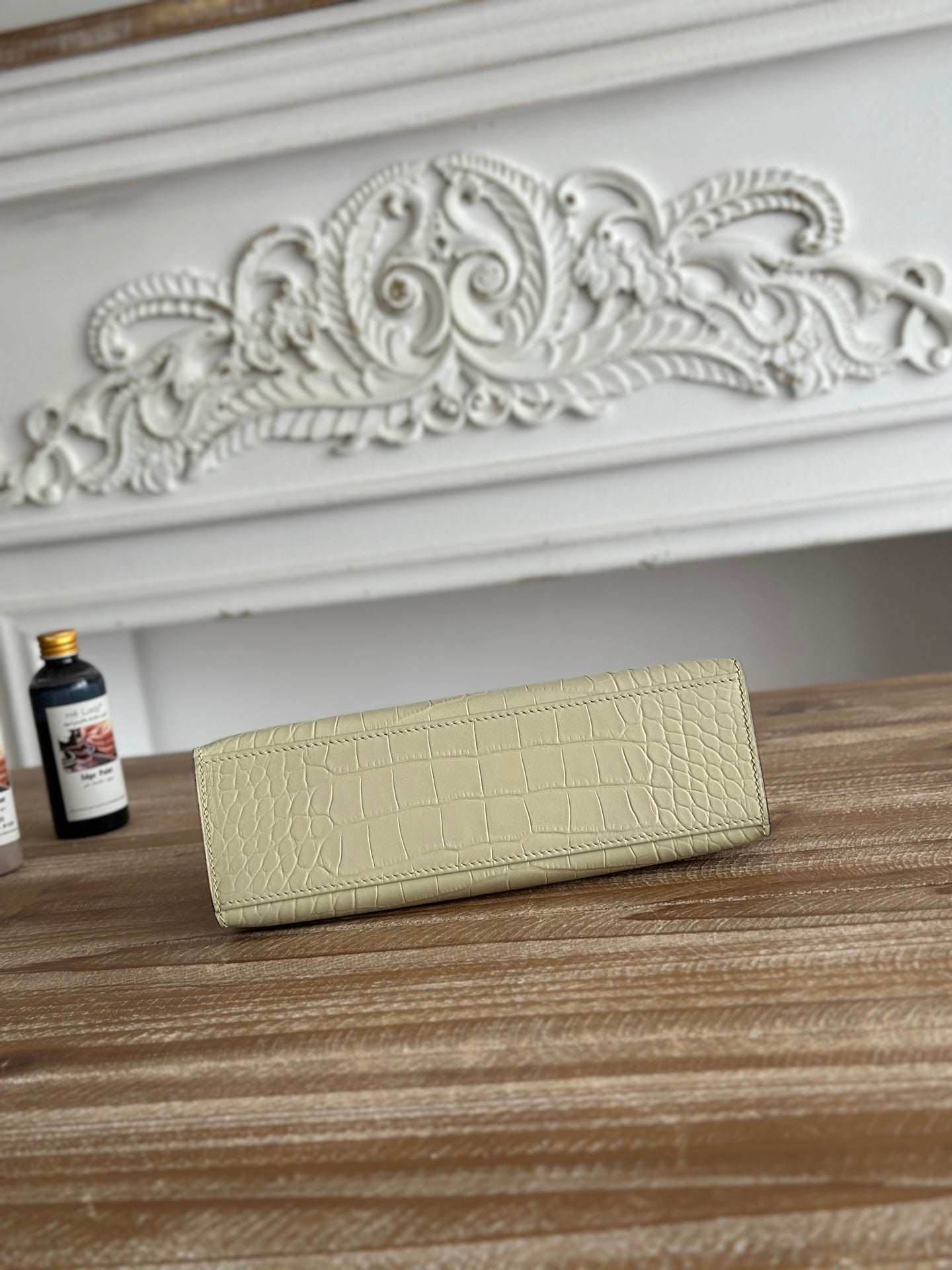HM 26S KELLY MINI 22MM IN BEIGE CROC EMBOSSED CALFSKIN SILVER KELLY BUCKLE