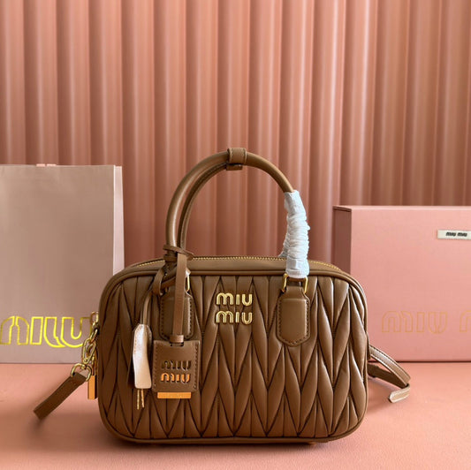 ARCADIE MATELASSÉ BAG 24 IN BROWN LAMBSKIN GOLD HARDWARE