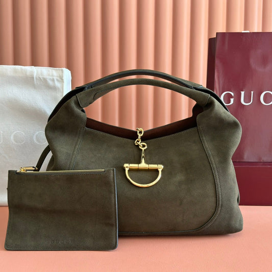 GUCCI 26S М'ЯКА СУМКА НА ПЛЕЧЕ SOFTBIT 46 З ТЕМНО-ОЛИВКОВОЇ ЗАМШІ