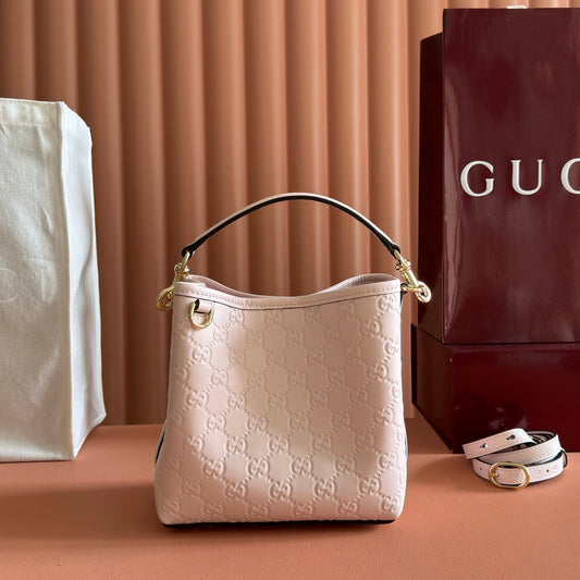 Сумка GUCCI 26S, 19, зі світло-рожевої телячої шкіри з монограмним візерунком