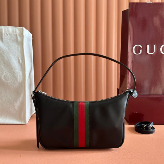 СУМКА GUCCI 26S LUNETTA НА ПЛЕЧЕ 22 З ЧОРНОЇ ТЕЛЯЧОЇ ШКІРИ