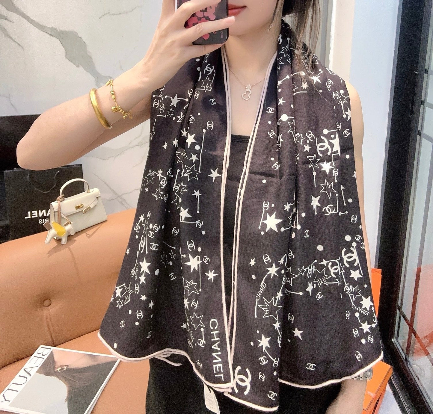 CHANEL 25S SCARF 140 CM IN CASHMERE SILK 943918