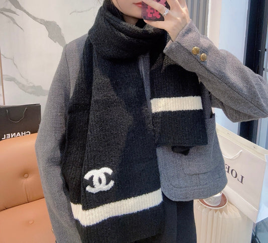 ШАРФ CHANEL 25S 175 СМ ІЗ ВОВНИ ТА КАШМІРУ 943159