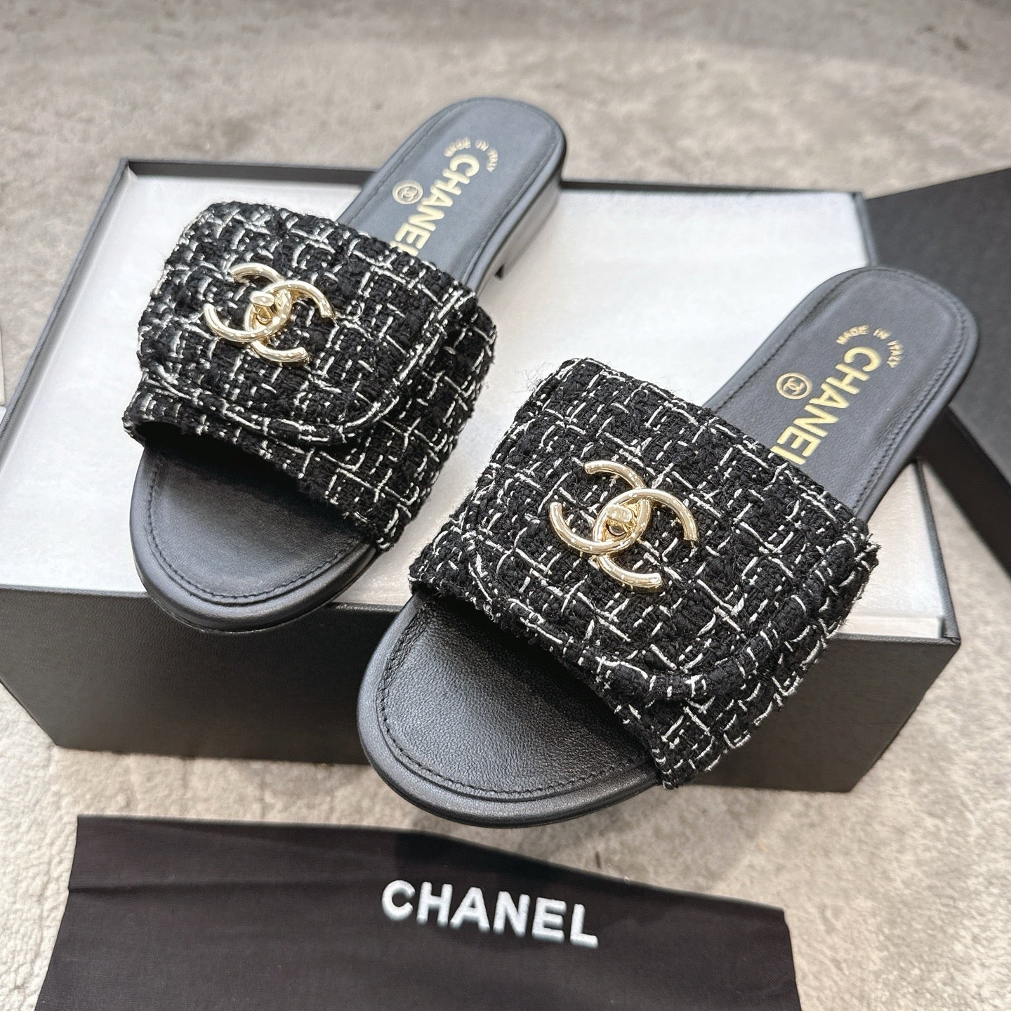 PLATFORM SLIPPERS LOGO IN BLACK TWEED AND LAMBSKIN - 35