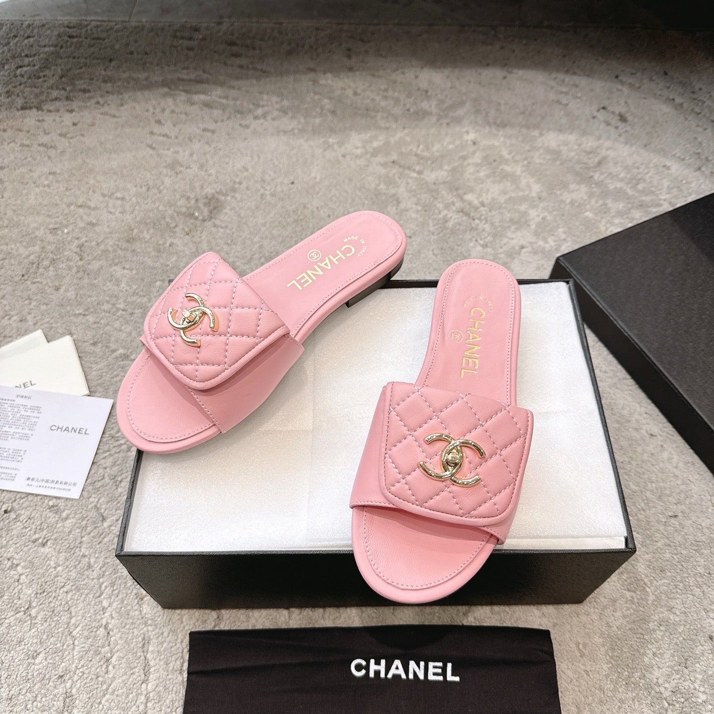 PLATFORM SLIPPERS LOGO IN LIGHT PINK LAMBSKIN - 35
