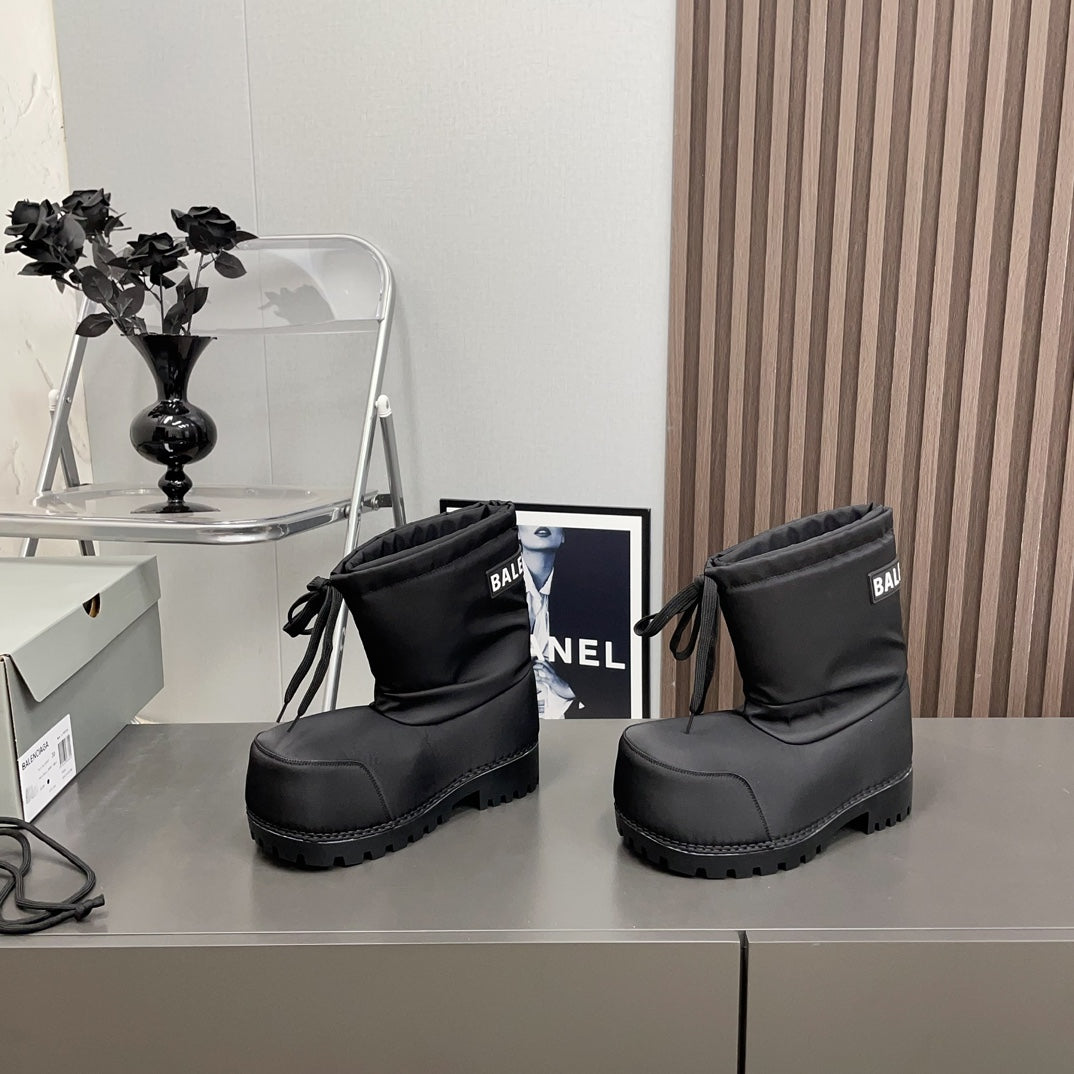 BALENCIAGA 25S ALASKA ANKLE BOOTS HIGH HEEL IN BLACK FABRIC STYLE 2 - 35
