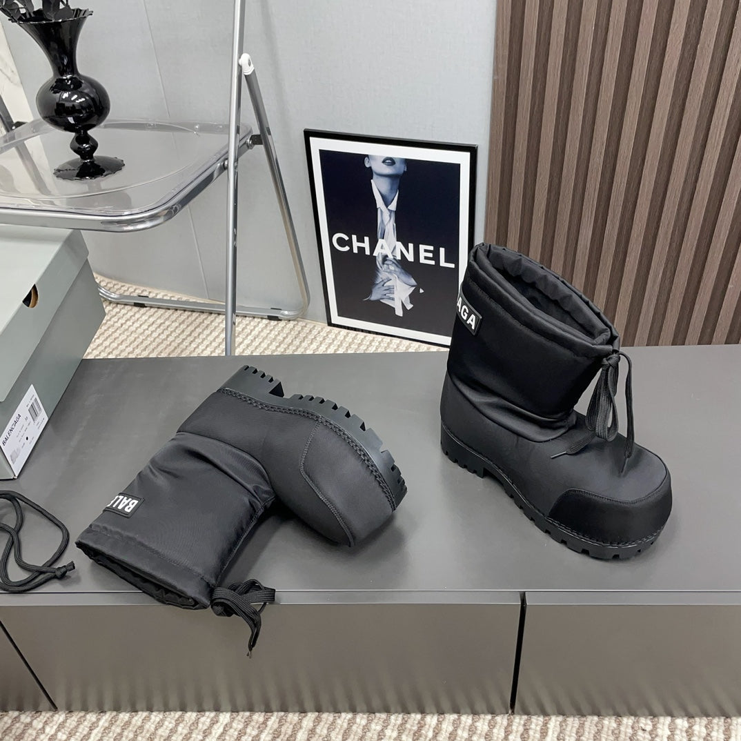 BALENCIAGA 25S ALASKA ANKLE BOOTS HIGH HEEL IN BLACK FABRIC STYLE 2 - 35