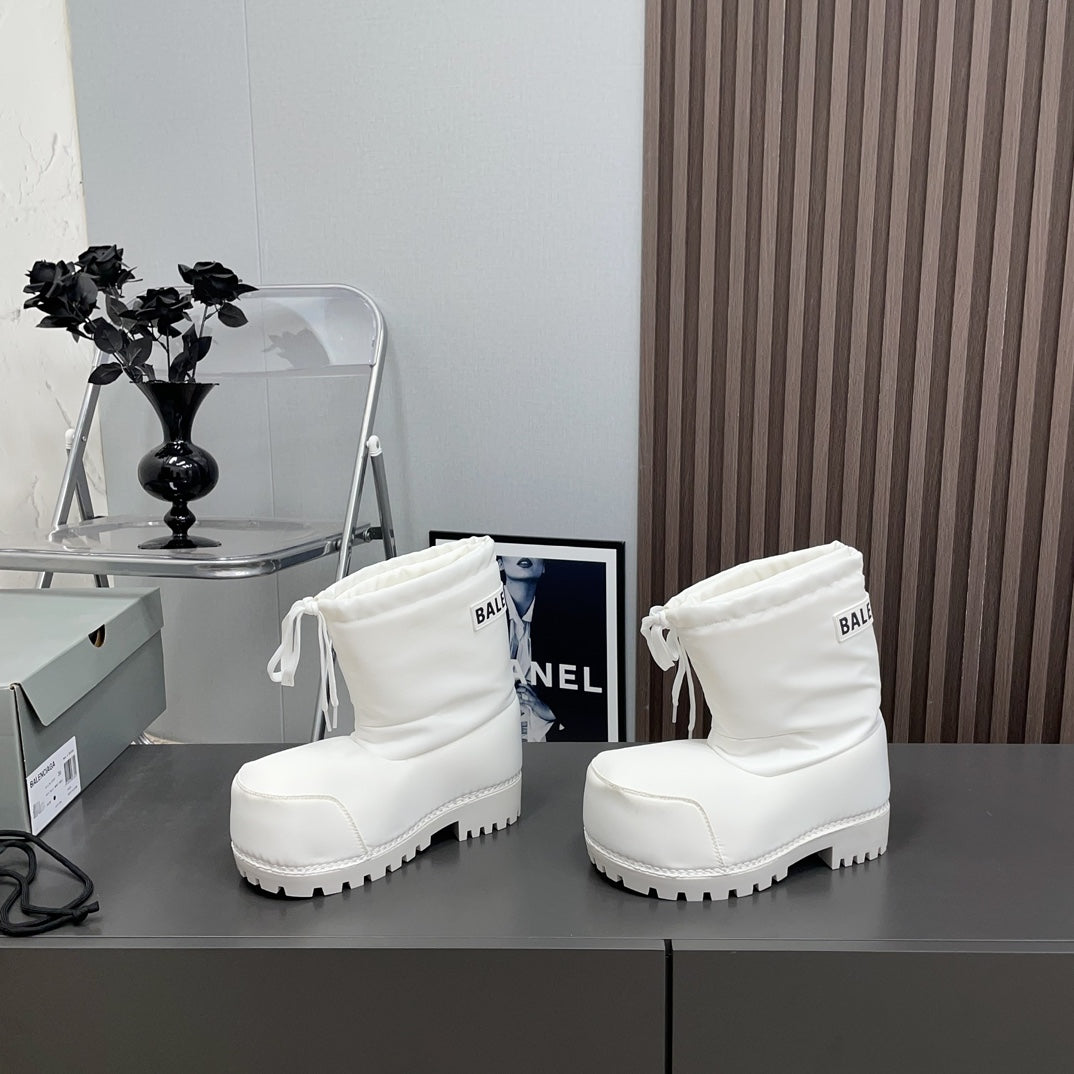 BALENCIAGA 25S ALASKA ANKLE BOOTS HIGH HEEL IN WHITE FABRIC STYLE 1 - 35