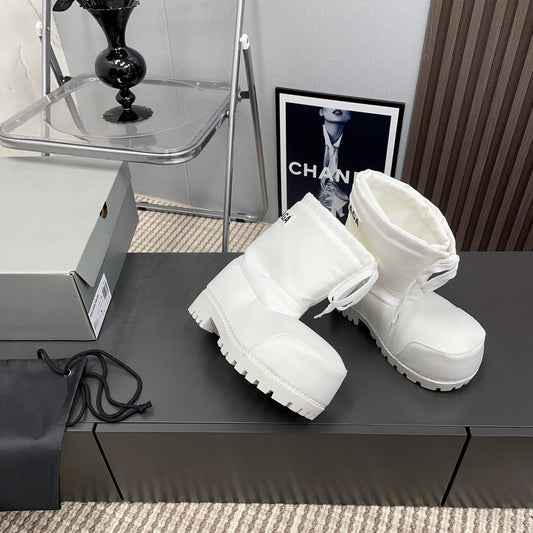 BALENCIAGA 25S ALASKA ANKLE BOOTS HIGH HEEL IN WHITE FABRIC STYLE 1 - 35