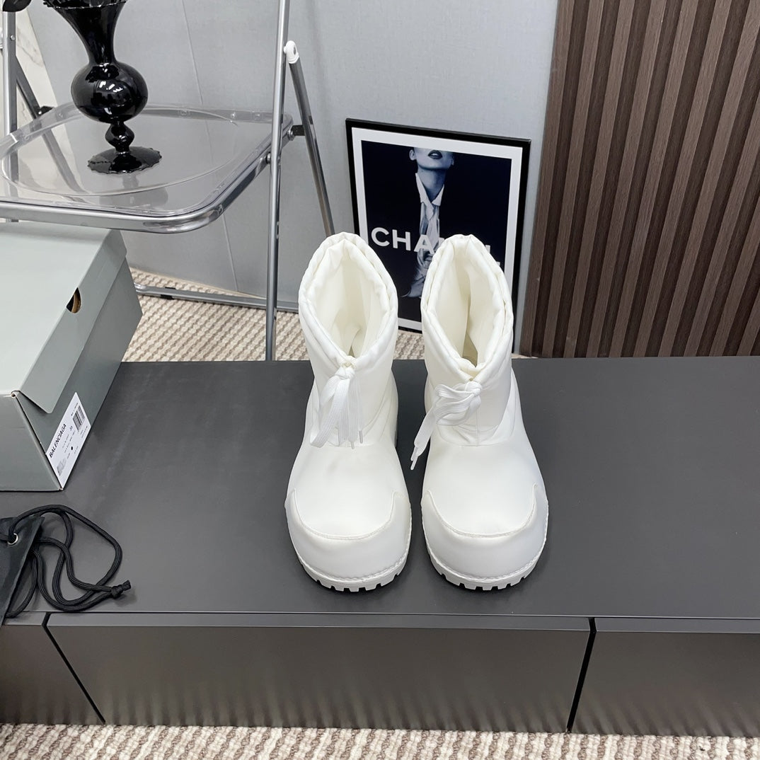 BALENCIAGA 25S ALASKA ANKLE BOOTS HIGH HEEL IN WHITE FABRIC STYLE 1 - 35