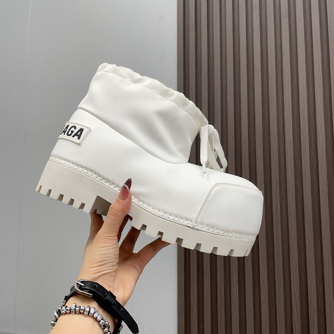 BALENCIAGA 25S ALASKA ANKLE BOOTS HIGH HEEL IN WHITE FABRIC - 35