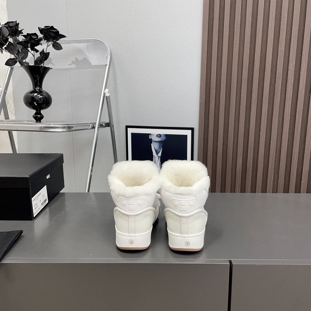 HIGH-TOP SNEAKERS IN WHITE CALFSKIN WITH FLEECE LINING - 35
