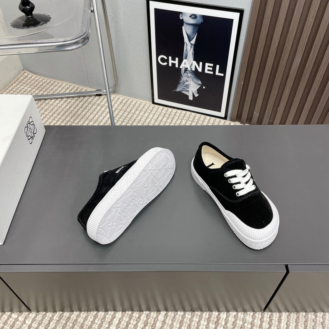 TERRA VULCA LACE-UP SNEAKER IN BLACK SUEDE - 35
