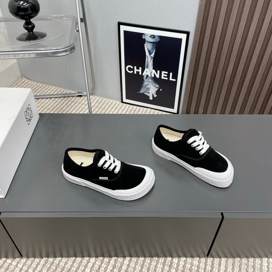TERRA VULCA LACE-UP SNEAKER IN BLACK SUEDE - 35