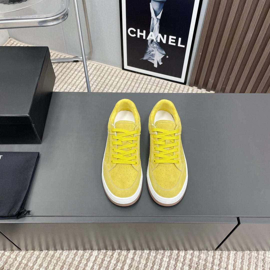 SL/61 SNEAKERS IN LIGHT YELLOW SUEDE - 35