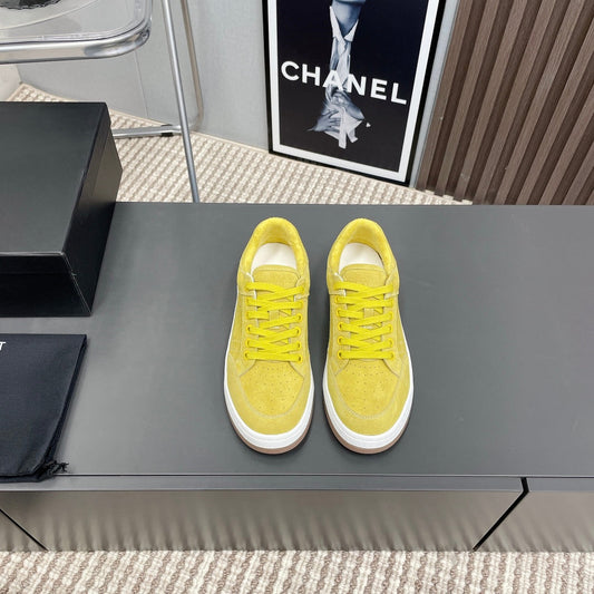 SL/61 SNEAKERS IN LIGHT YELLOW SUEDE - 35