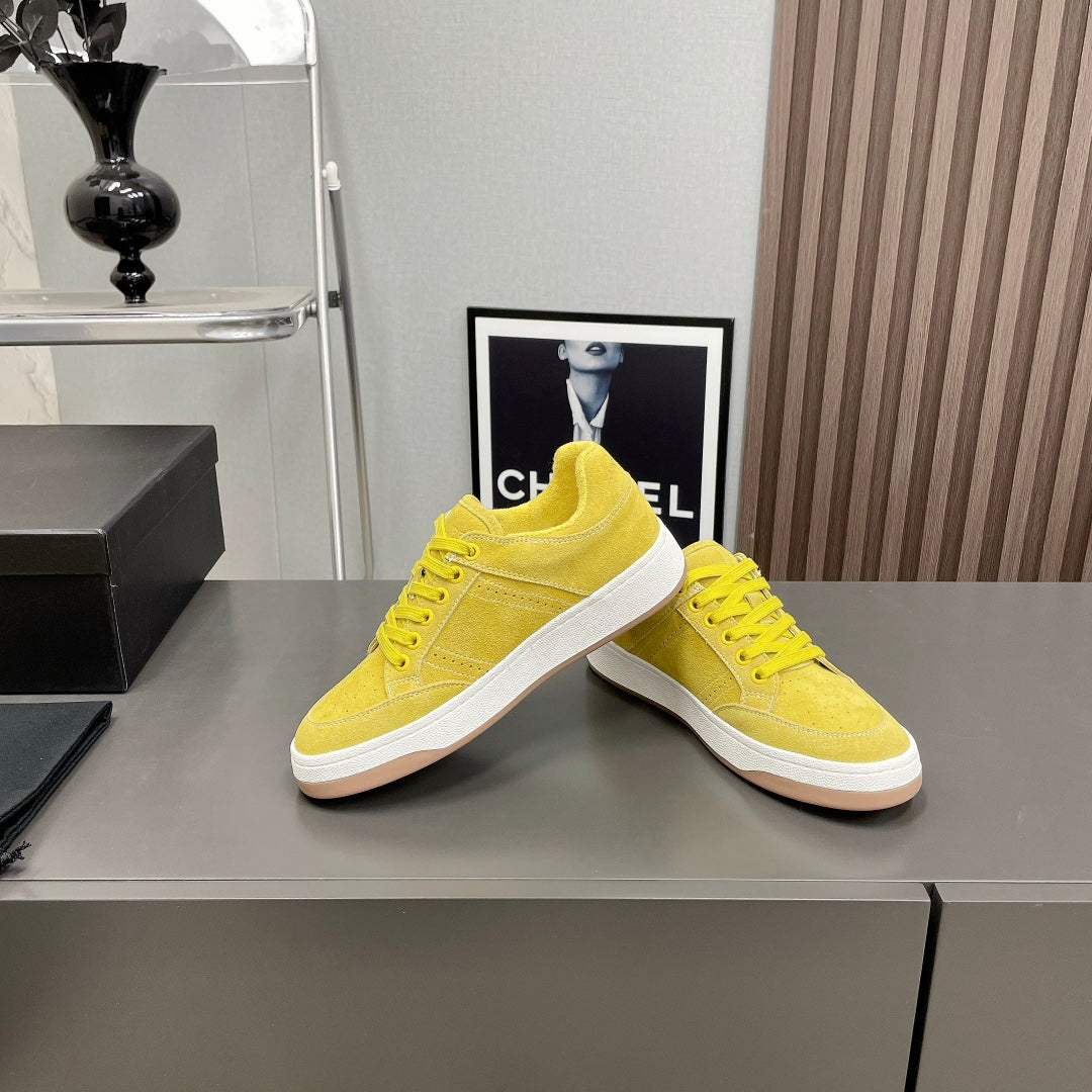 SL/61 SNEAKERS IN LIGHT YELLOW SUEDE - 35