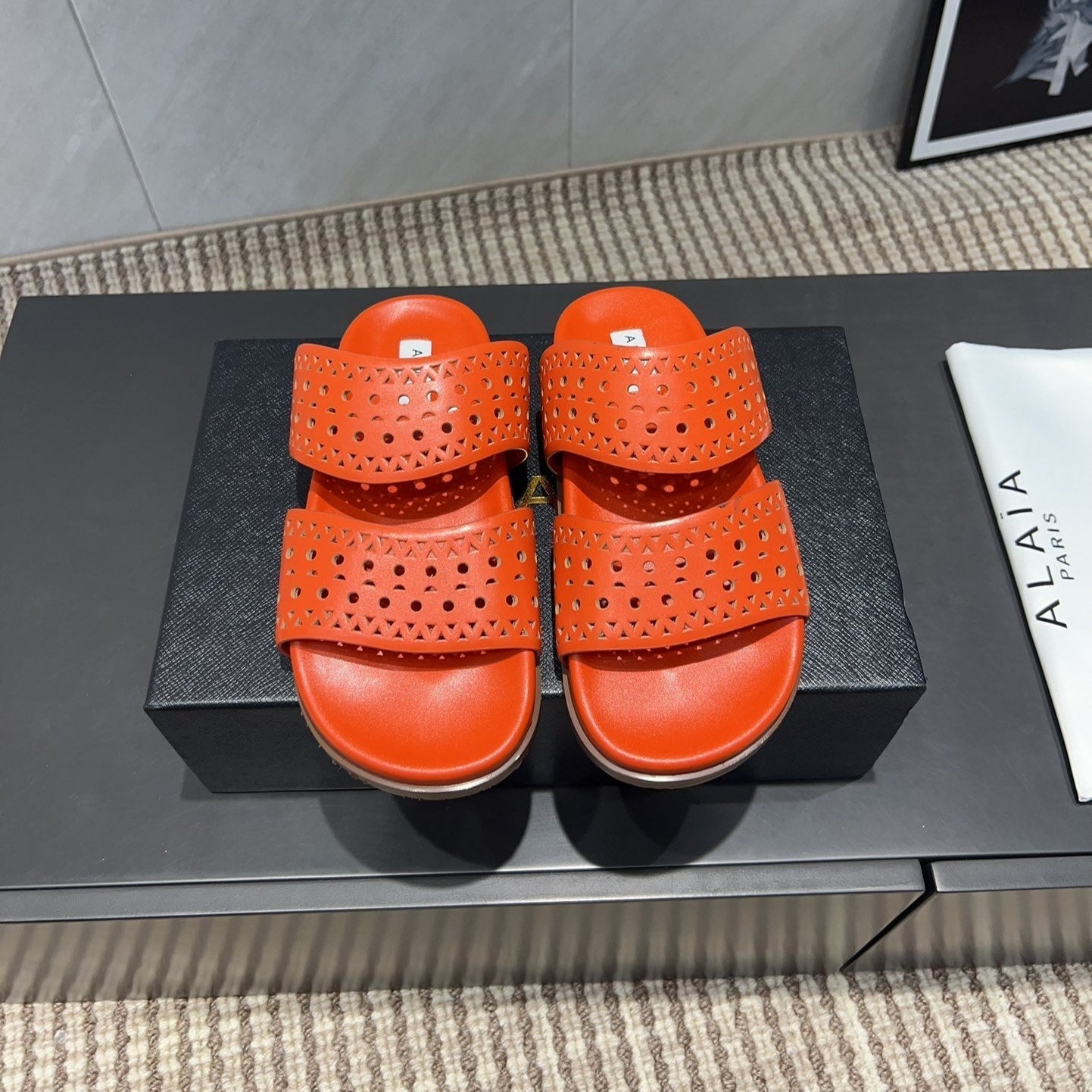 ALAIA CHUNKY TWO-STRAP SLIDES 25S IN ORANGE CALFSKIN - 35