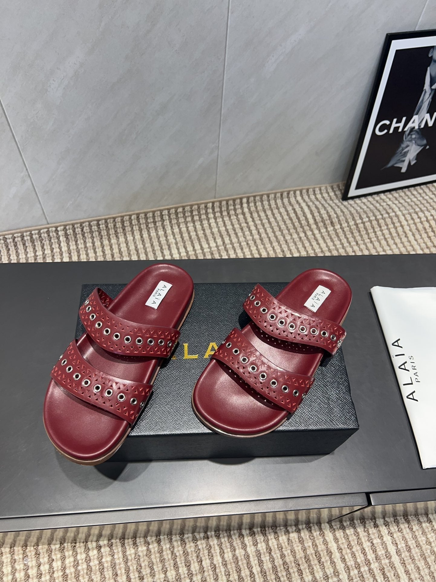 ALAIA DOUBLE-STRAP SANDALS 25S IN DARK RED CALFSKIN - 35