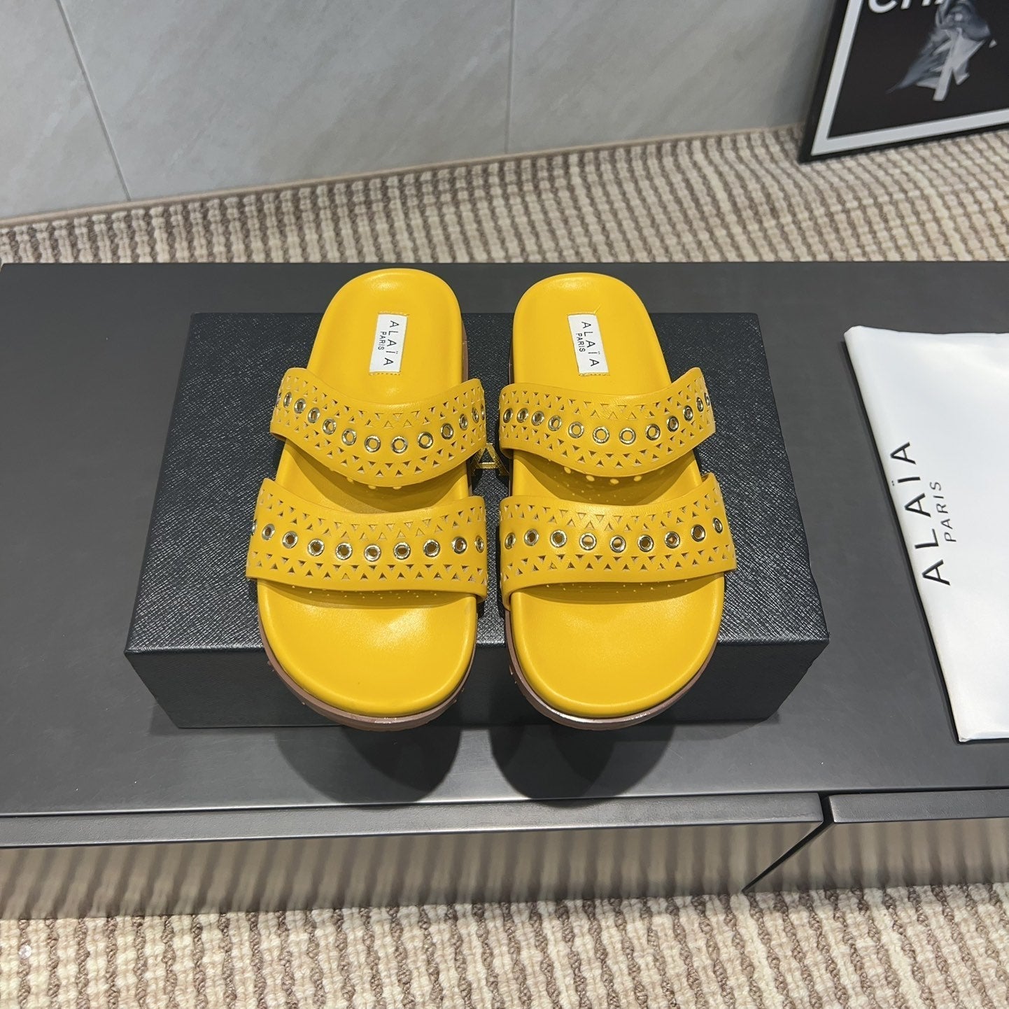 ALAIA DOUBLE-STRAP SANDALS 25S IN YELLOW CALFSKIN - 35