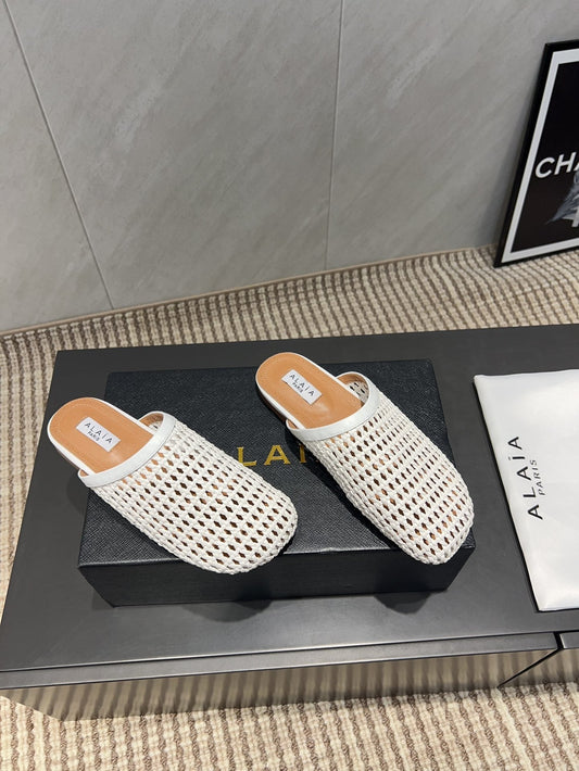 ALAIA WOVEN FLAT SHOES IN WHITE CALFSKIN STYLE 4 - 35