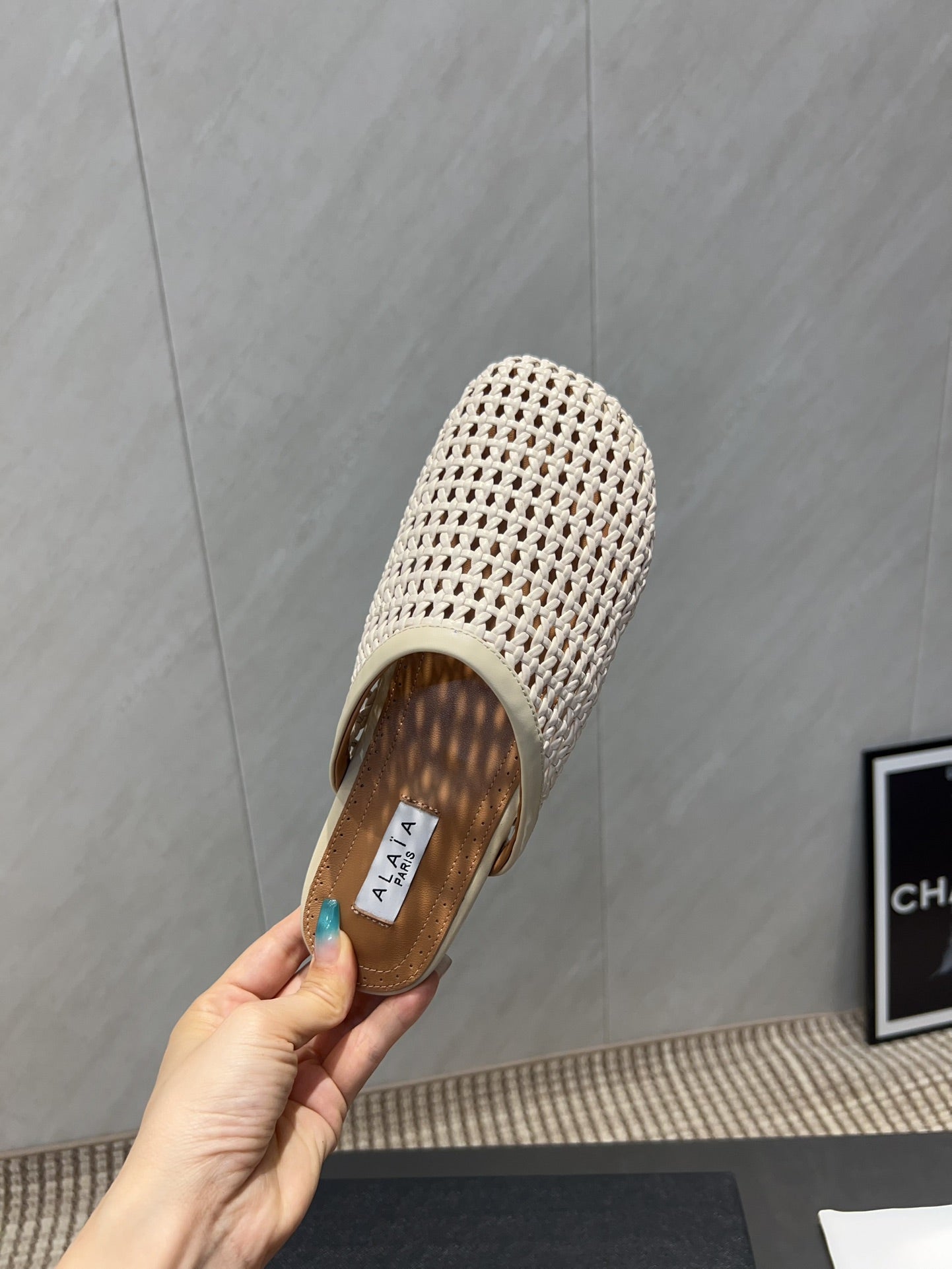 ALAIA WOVEN FLAT SHOES IN CREAM WHITE CALFSKIN STYLE 3 - 35