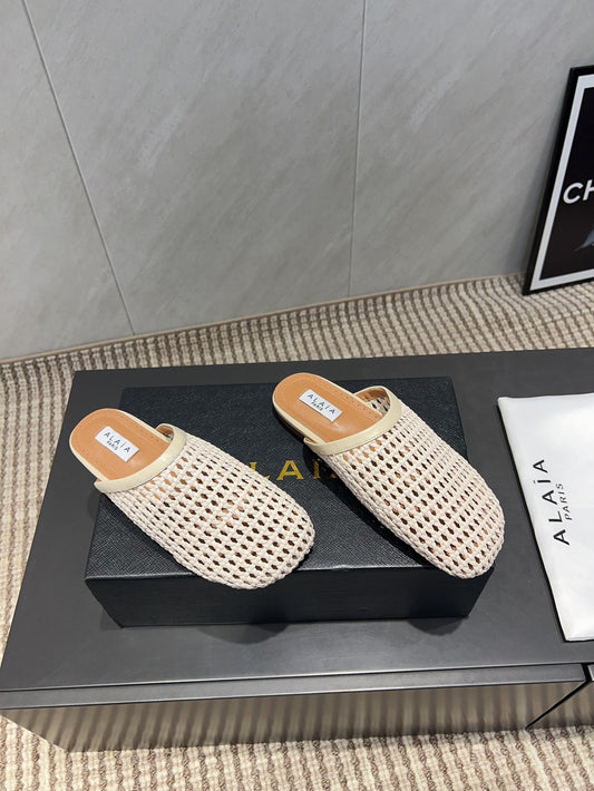 ALAIA WOVEN FLAT SHOES IN CREAM WHITE CALFSKIN STYLE 3 - 35