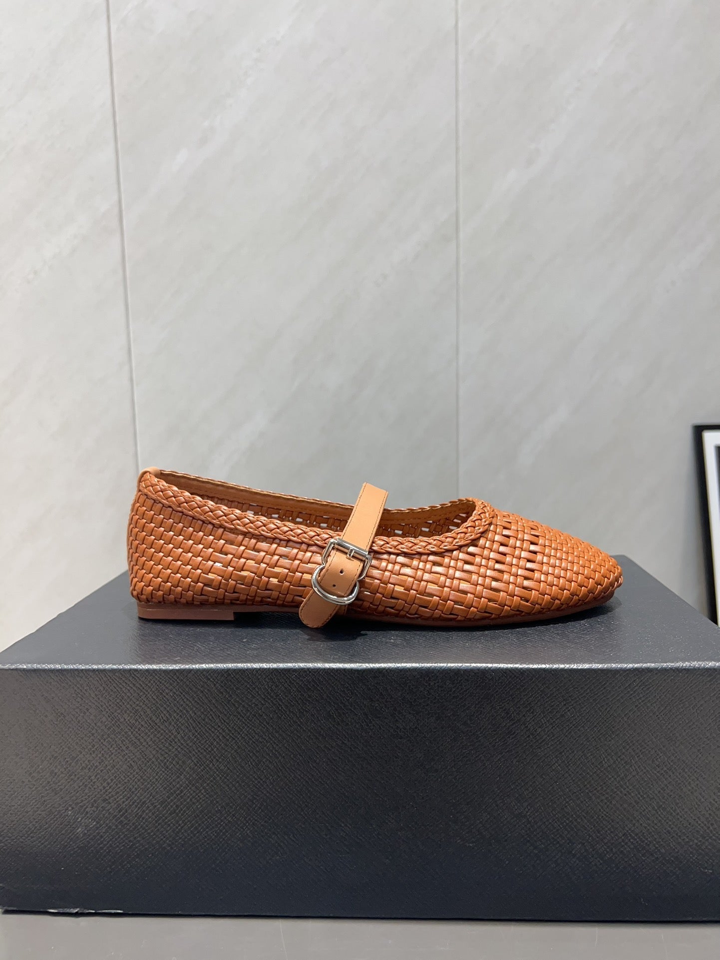 ALAIA MARY JANE FLATS WOVEN PATTERN 25S IN BURNT ORANGE CALFSKIN - 35