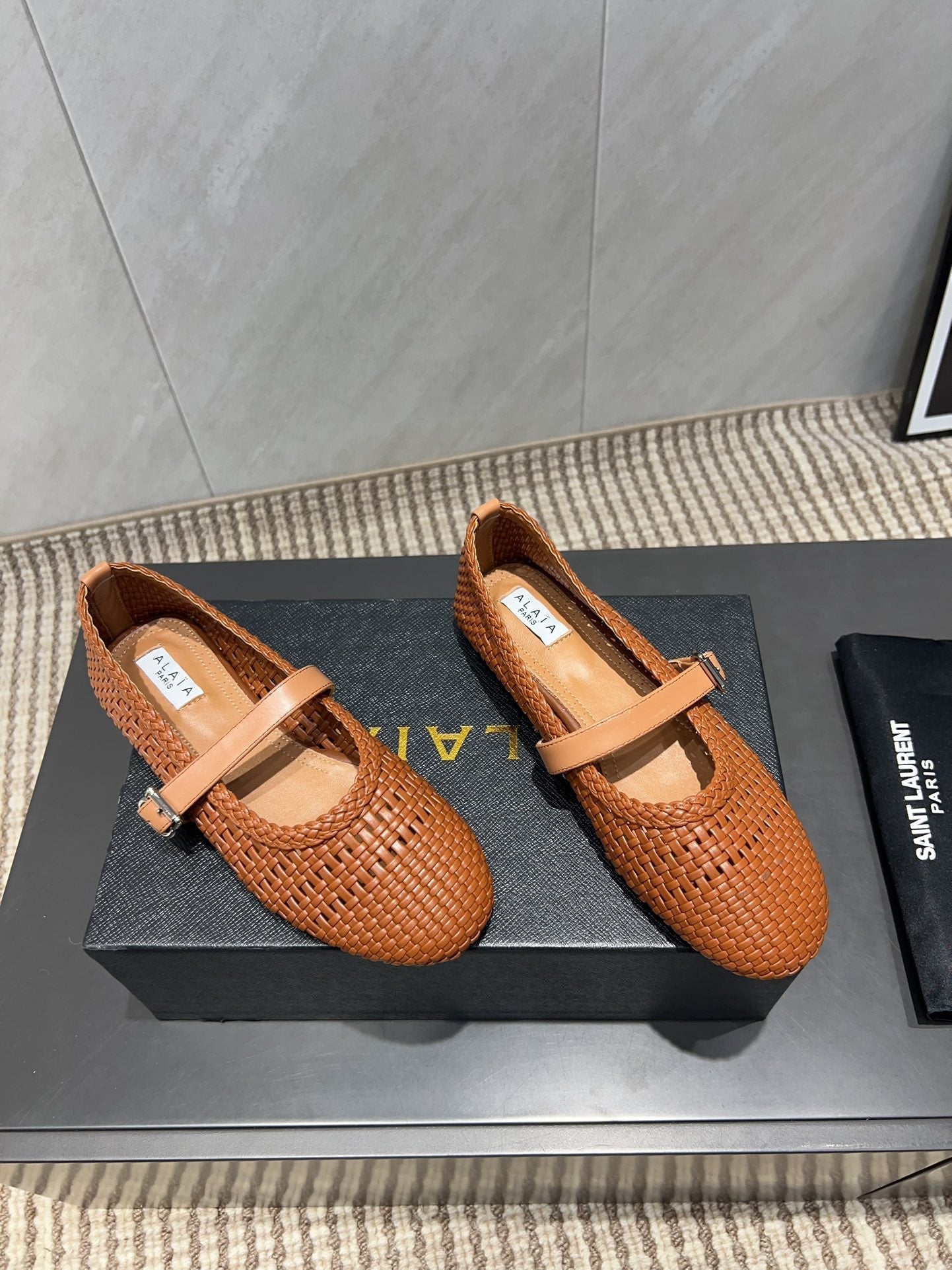 ALAIA MARY JANE FLATS WOVEN PATTERN 25S IN BURNT ORANGE CALFSKIN - 35