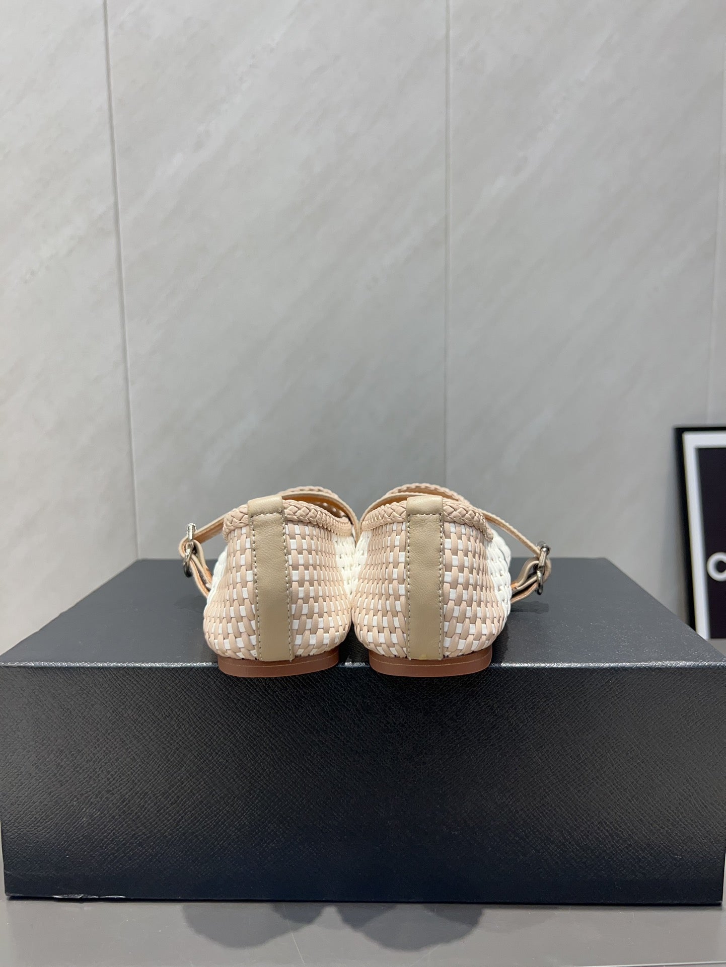ALAIA MARY JANE FLATS WOVEN PATTERN 25S IN WHITE MIX LIGHT BEIGE CALFSKIN - 35