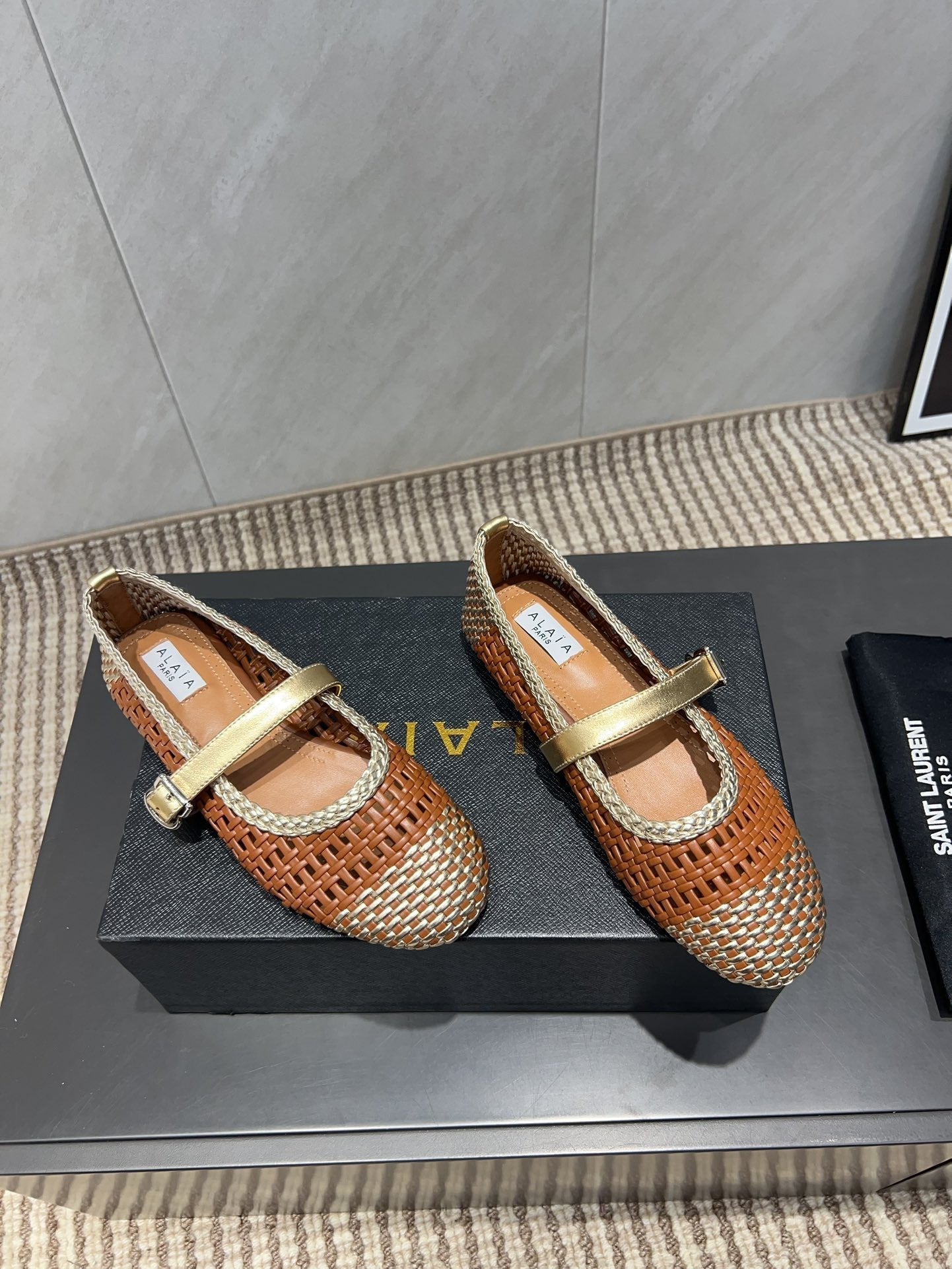 ALAIA MARY JANE FLATS WOVEN PATTERN 25S IN BROWN CALFSKIN - 35