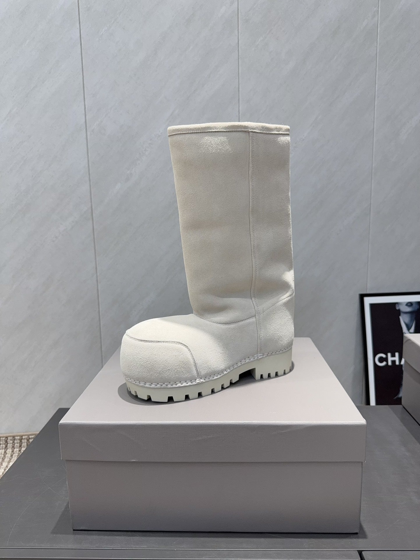 BALENCIAGA 25S BOOTS PLATFORM HEEL IN WHITE SUEDE STYLE 3 - 35