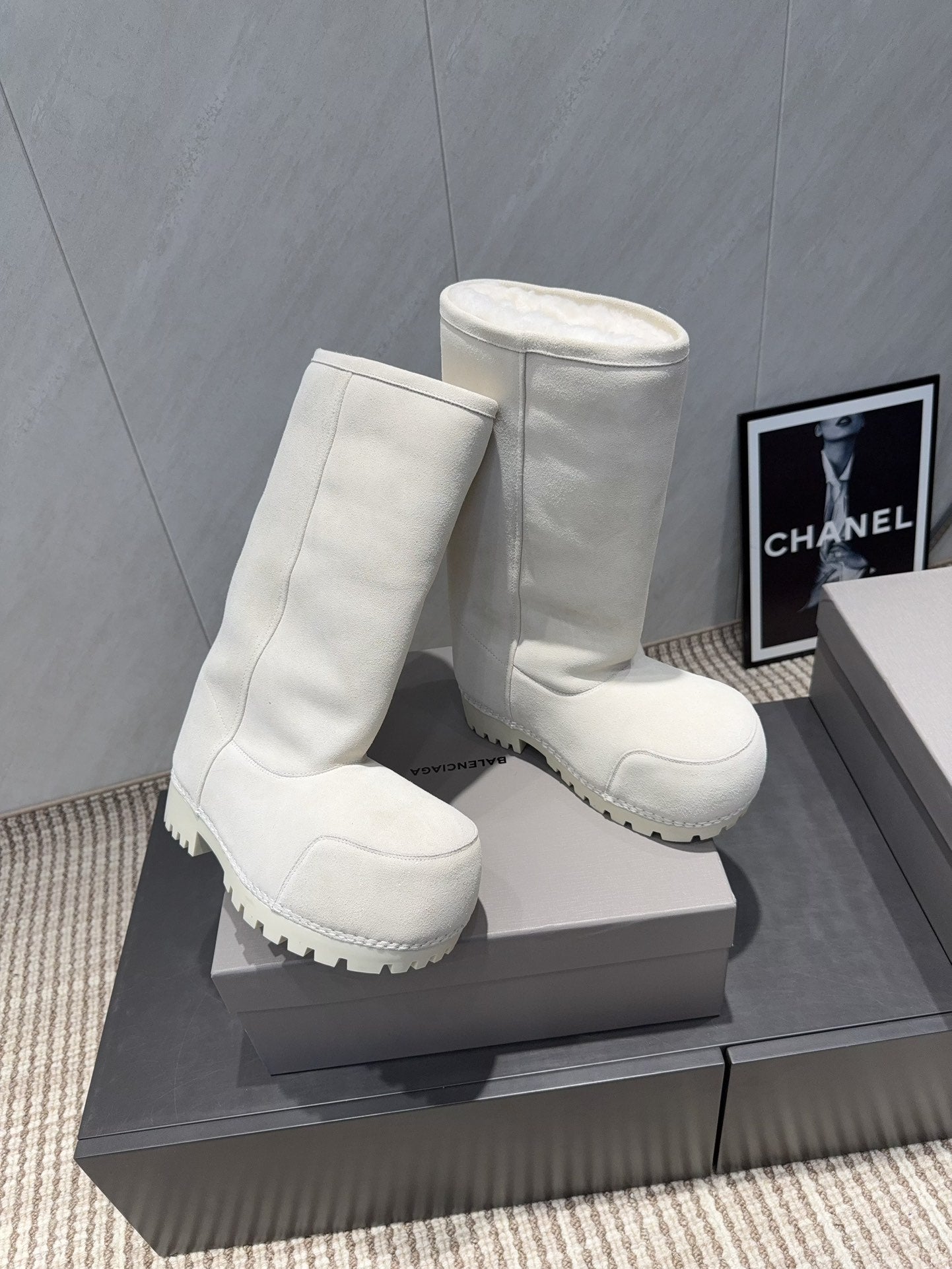 BALENCIAGA 25S BOOTS PLATFORM HEEL IN WHITE SUEDE STYLE 3 - 35