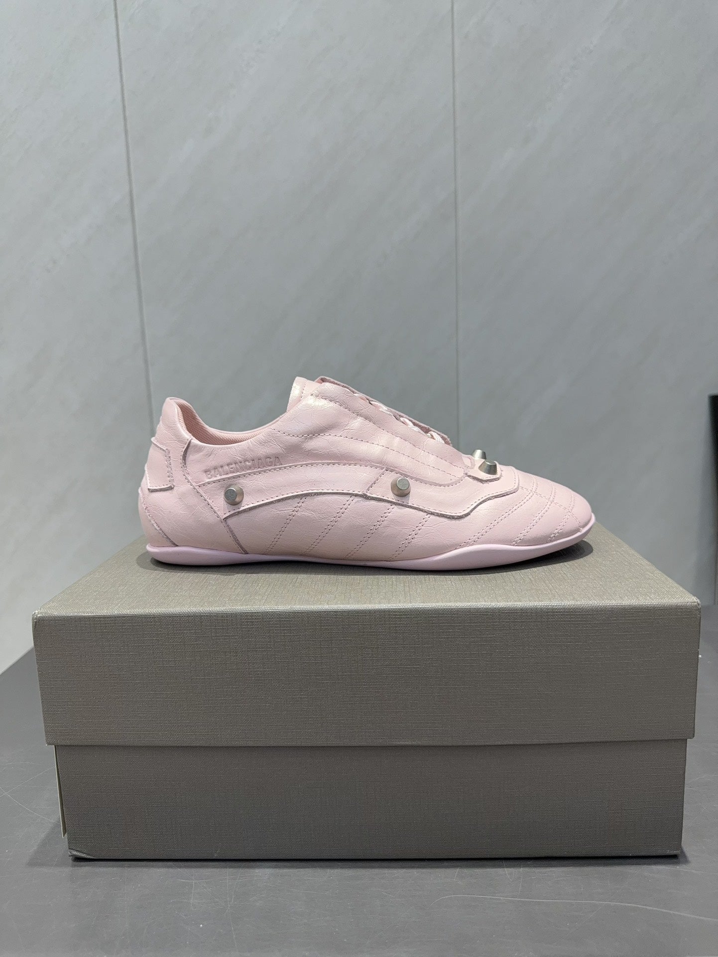BALENCIAGA 25S SNEAKER IN LIGHT PINK CALFSKIN - 35